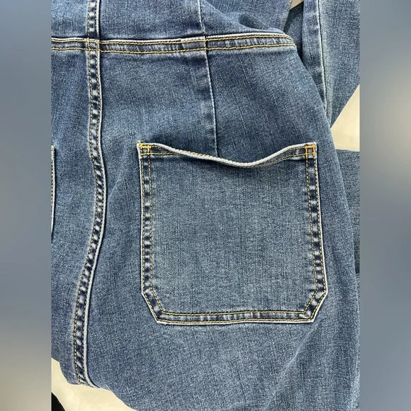 Free People Denim Jumpsuit Medium Zip Front Utility Coverall Blue Long Sleeve - Picture 8 of 16